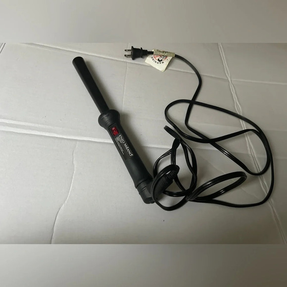 Enzo Milano Italy Tapered Clipless Curling Iron Wand main image 6